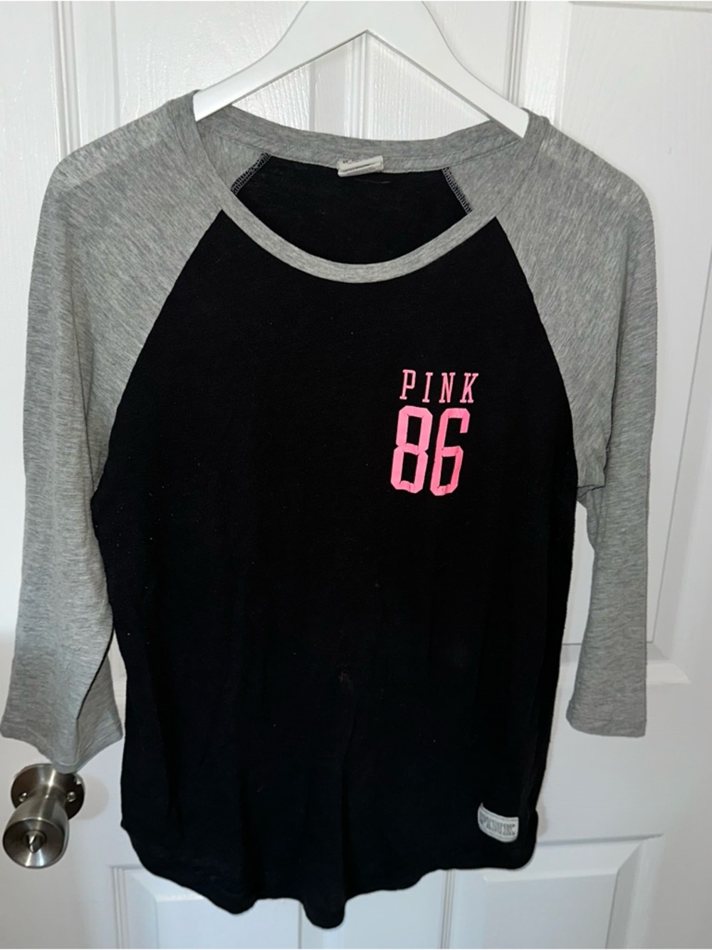 Gray and Black 3/4 Sleeve Shirt